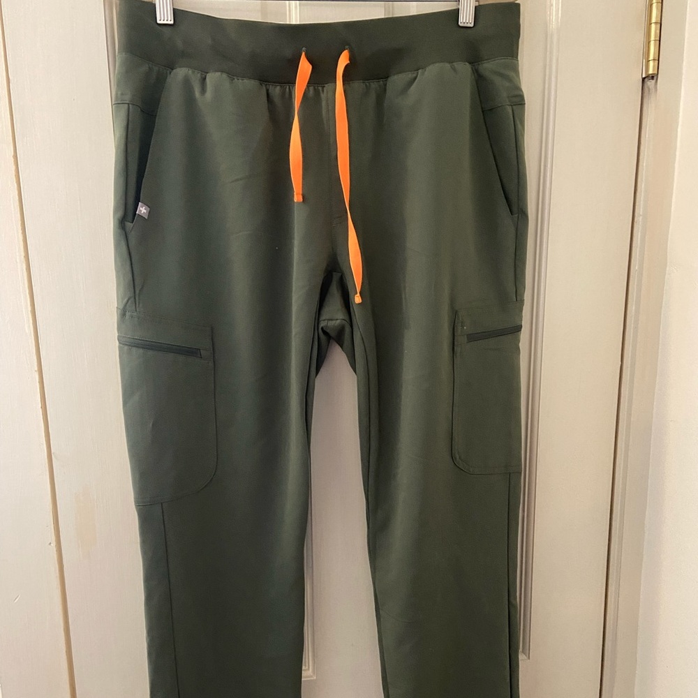 Figs Kauro cargo pant